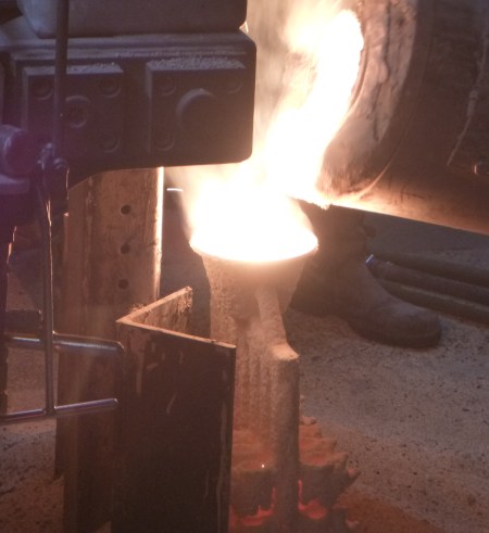 Stainless steel pour